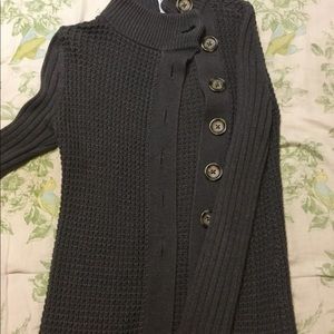 Gap buttoned sweater